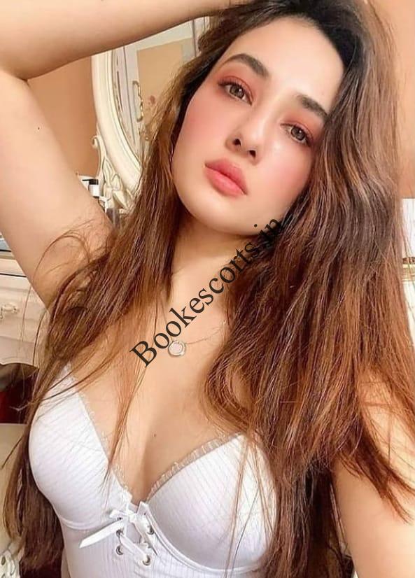 Discover the Best Srinagar Escort Services for Ultimate Satisfaction