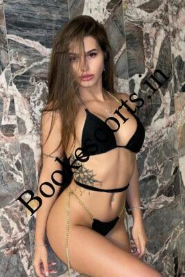 Russian-Escorts-in-Goa-3